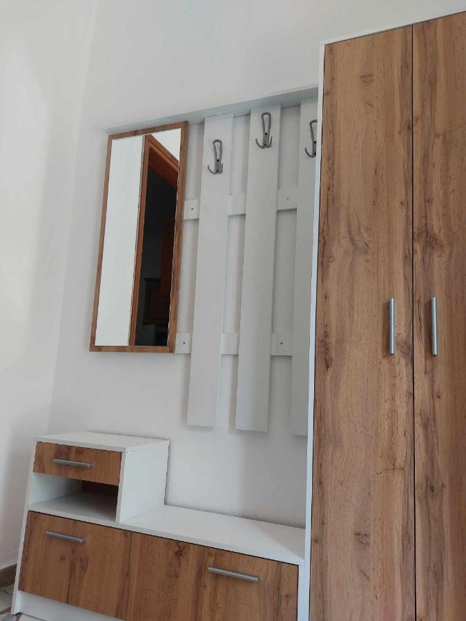 Studio Με Όλες Τις Ανέσεις Vétrina Exterior photo