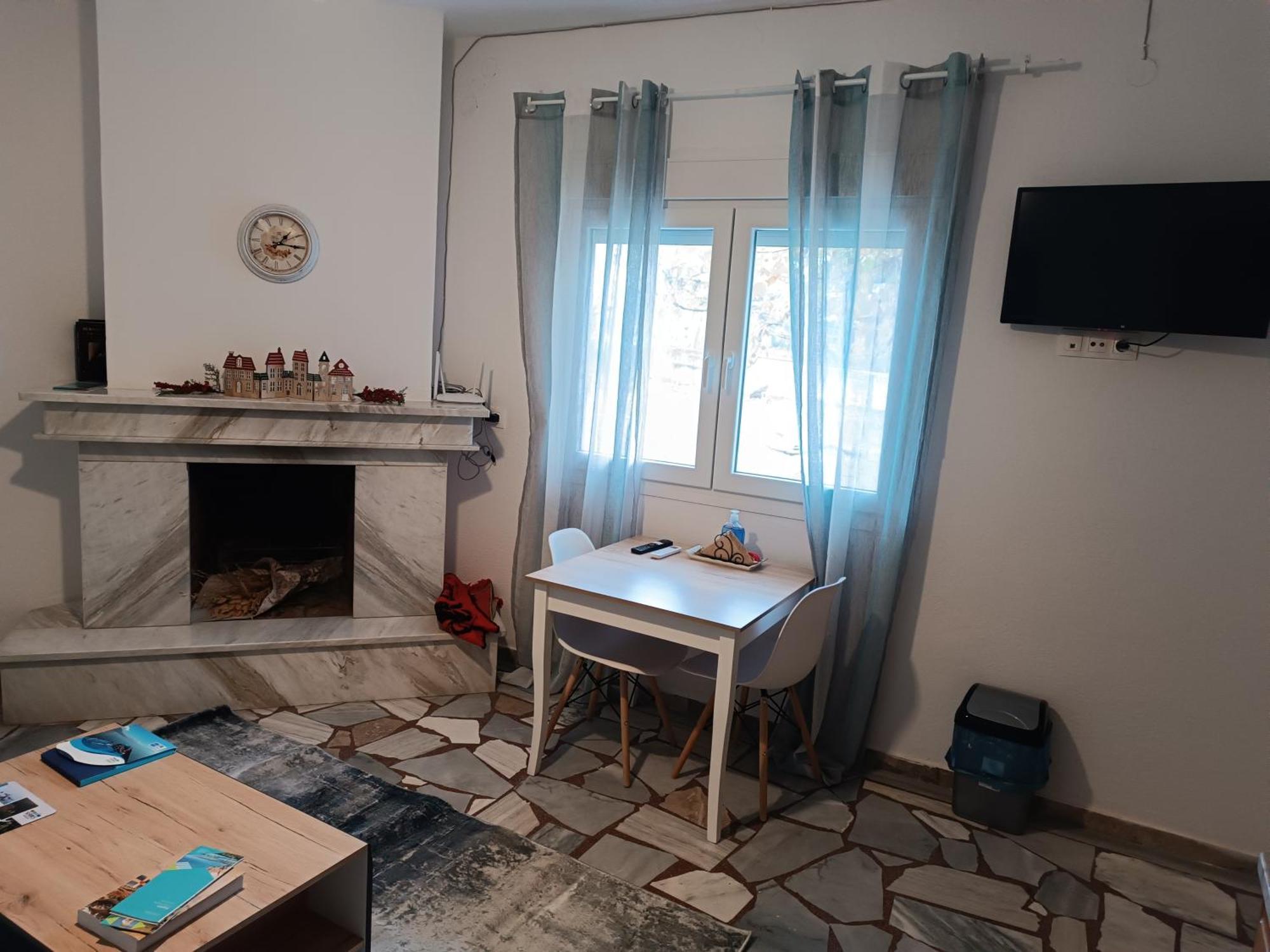 Studio Με Όλες Τις Ανέσεις Vétrina Exterior photo