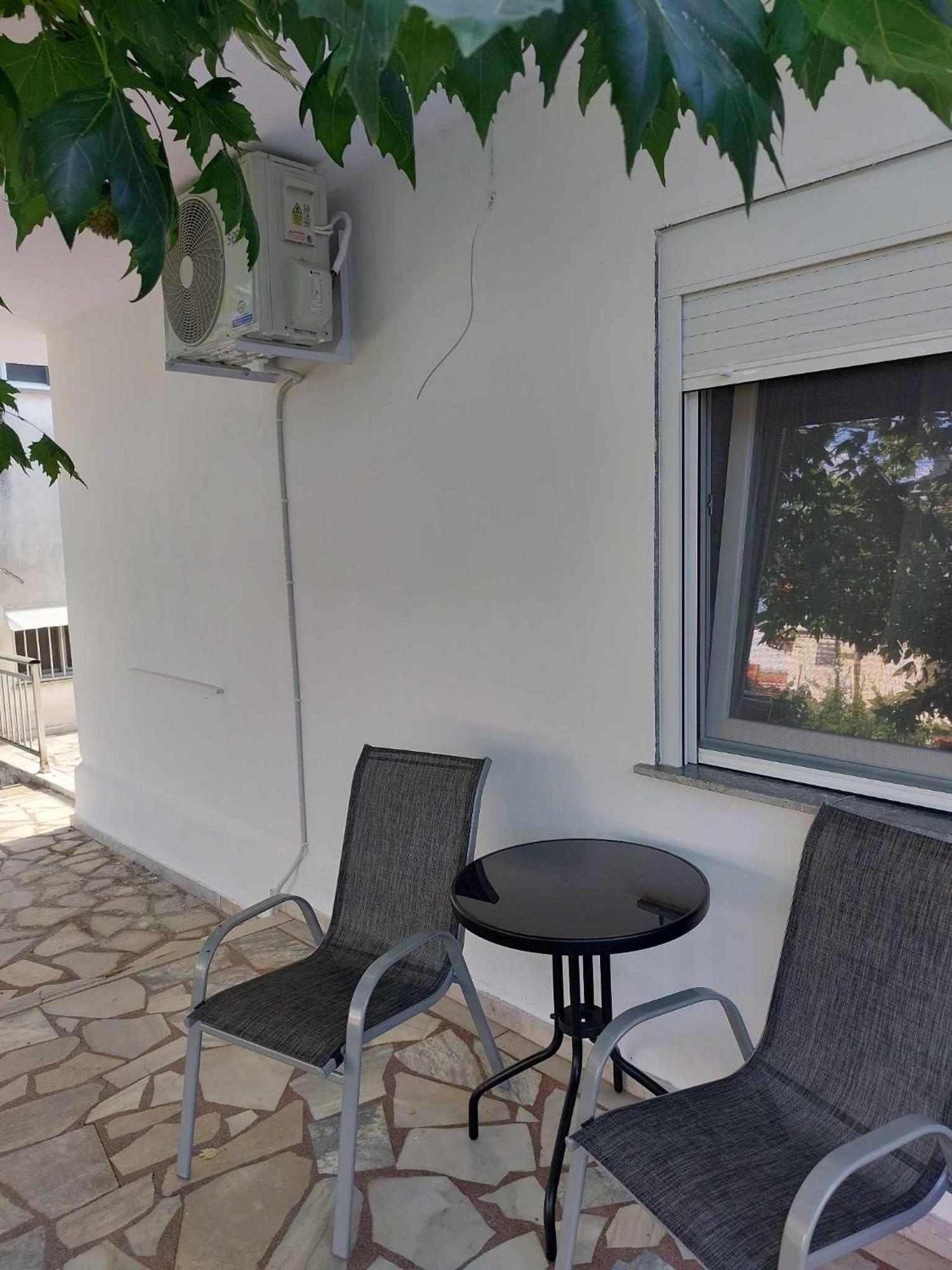 Studio Με Όλες Τις Ανέσεις Vétrina Exterior photo